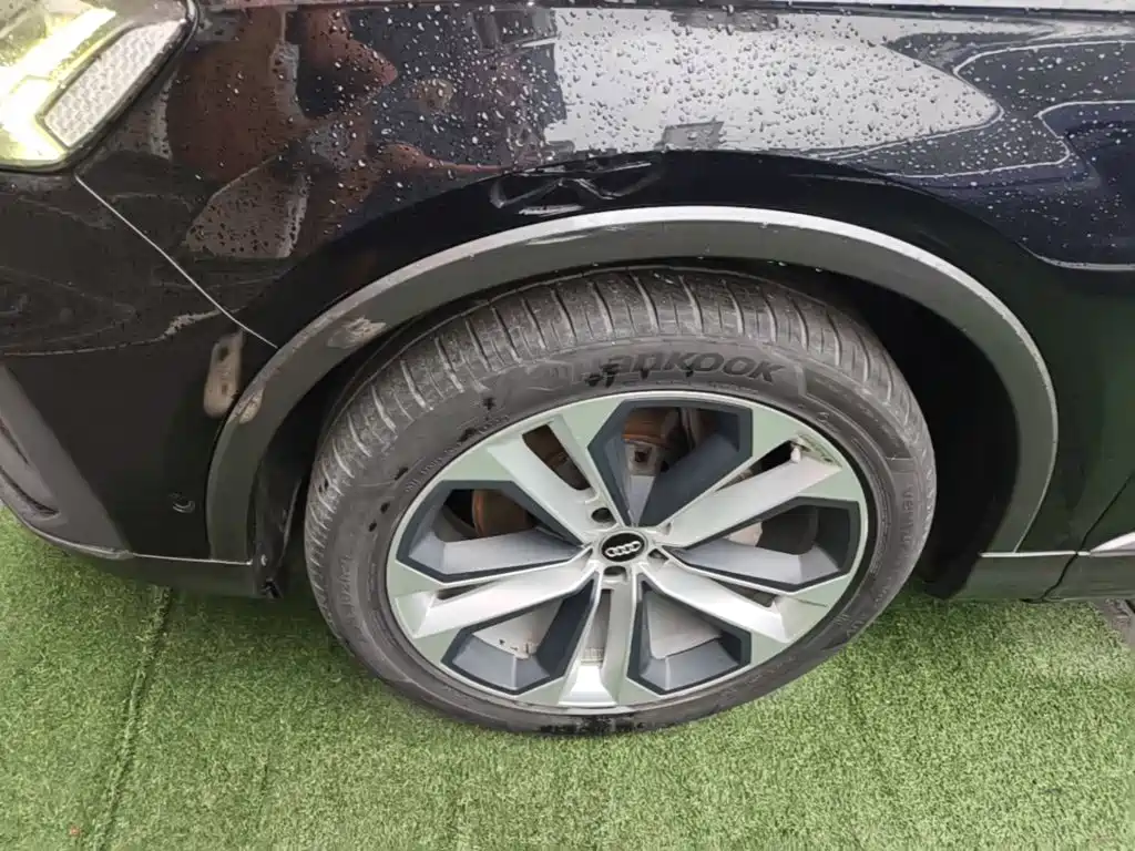 Audi Q7 — миниатюра 23