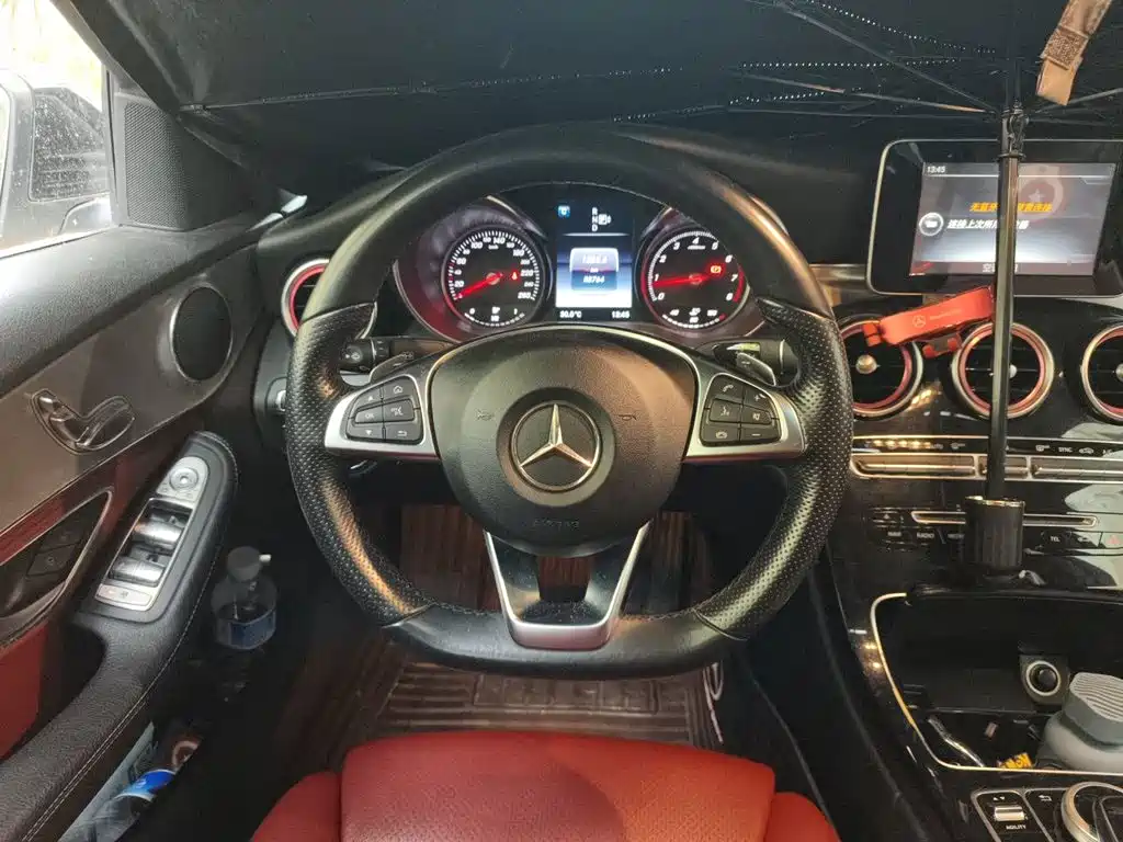 Mercedes-Benz C-Class — миниатюра 3