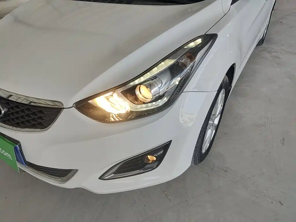 Hyundai Elantra Langdong — миниатюра 24