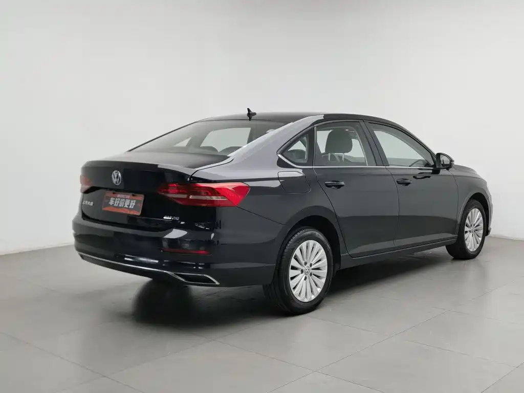 Volkswagen Lavida — миниатюра 2
