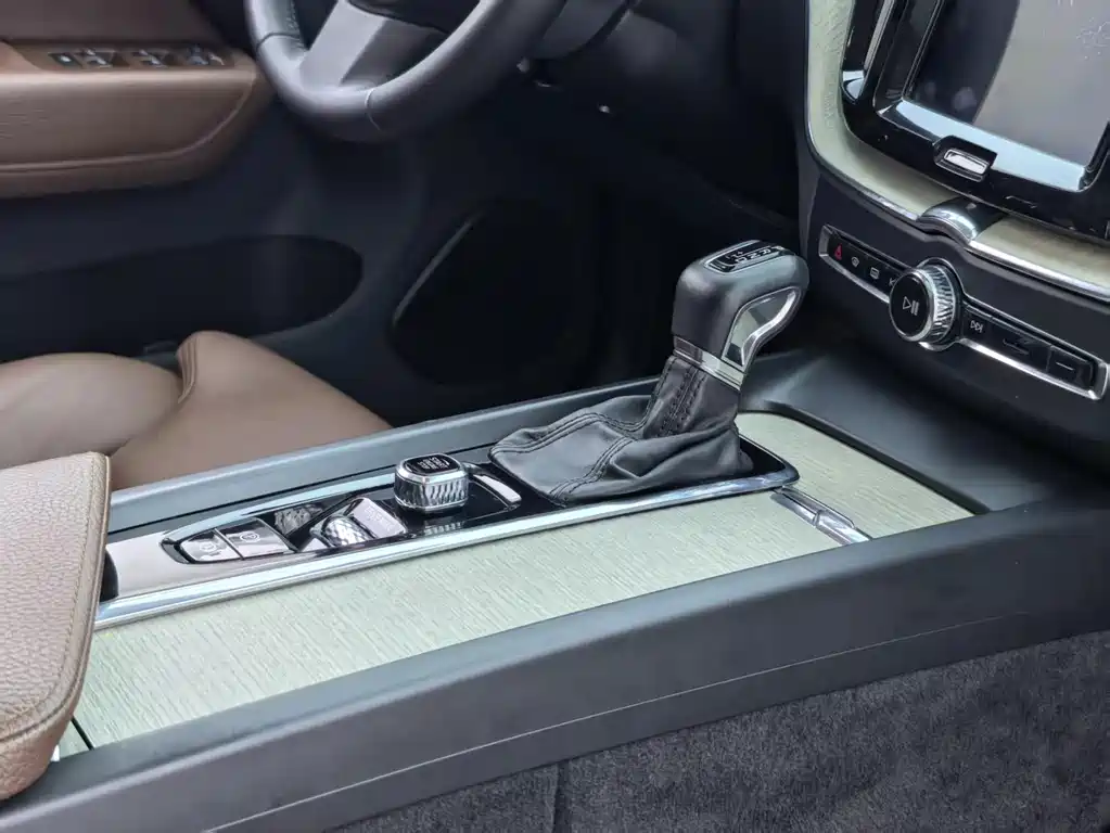 Volvo XC60 — миниатюра 5