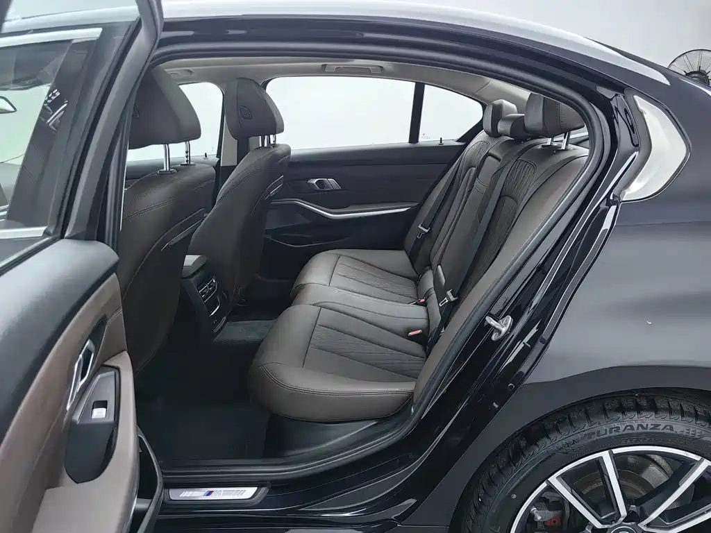 BMW 3 Series — миниатюра 15