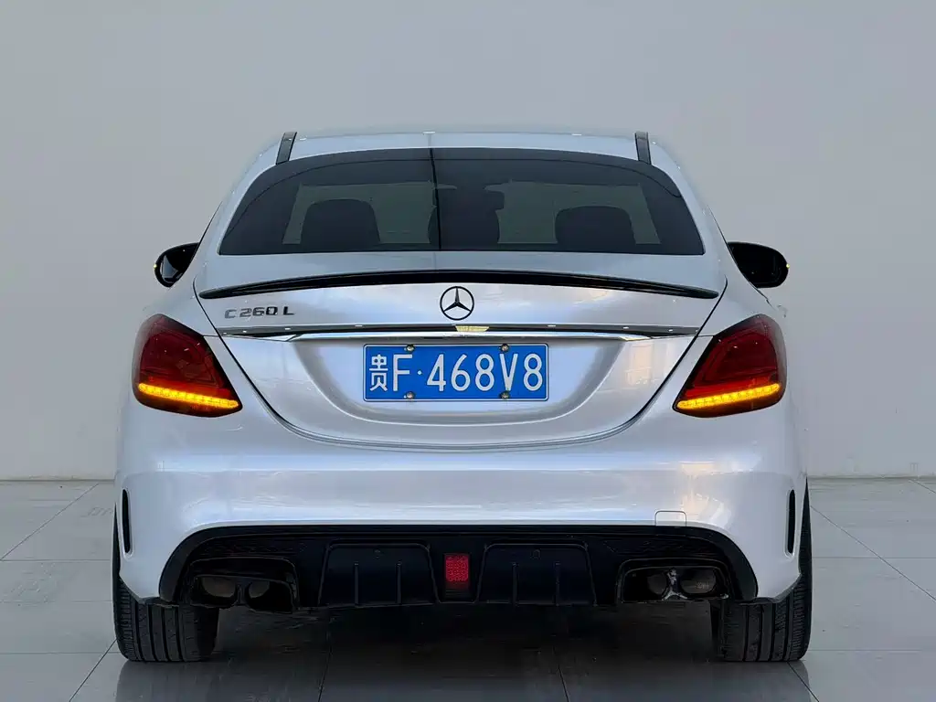 Mercedes-Benz C-Class — миниатюра 12