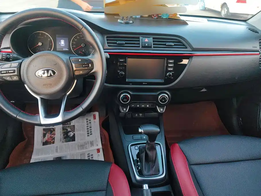 Kia KX Cross — миниатюра 12