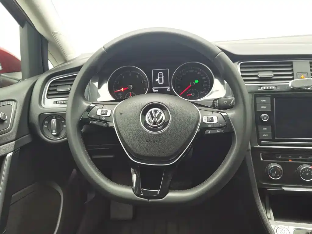 Volkswagen Golf — миниатюра 11