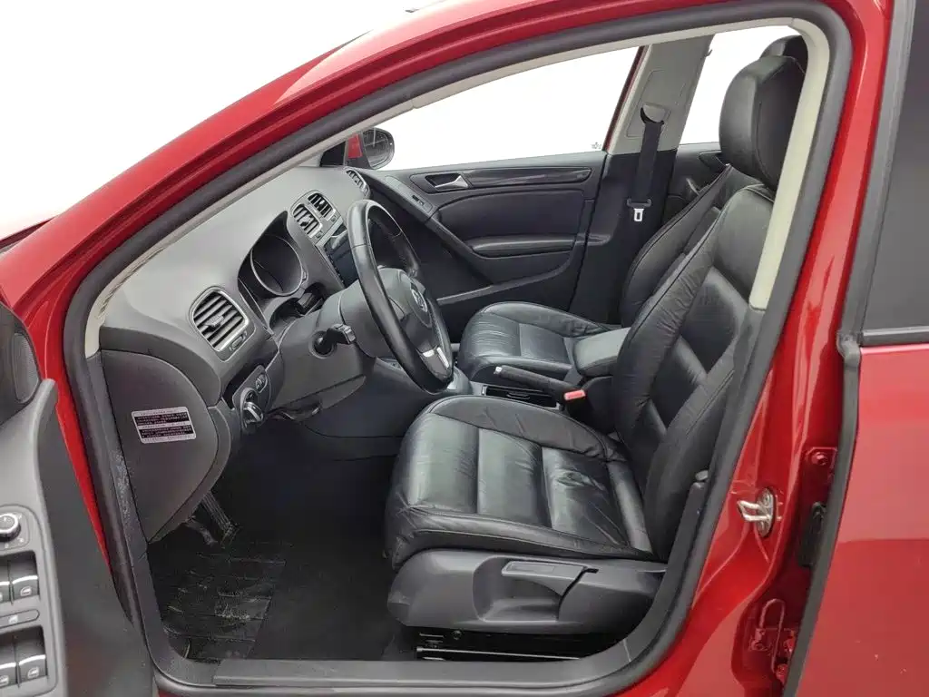 Volkswagen Golf — миниатюра 10