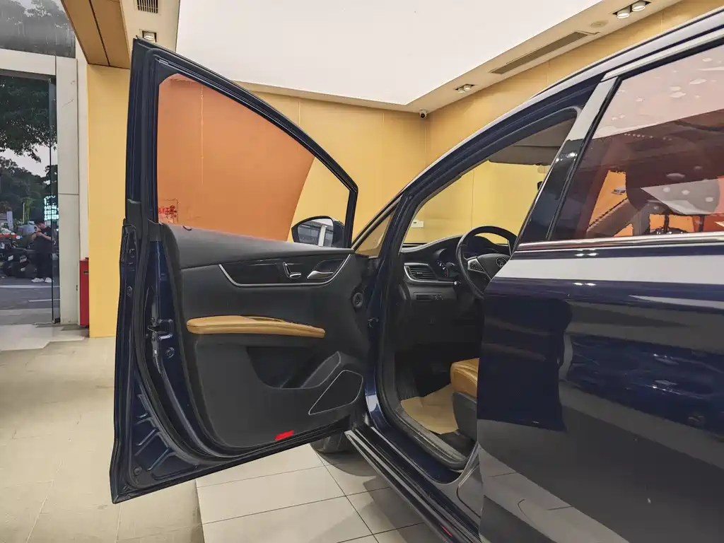 BYD Song MAX MAX 2019 1.5T AT 6 мест VI