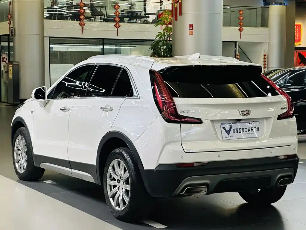 Cadillac XT4 — миниатюра 9