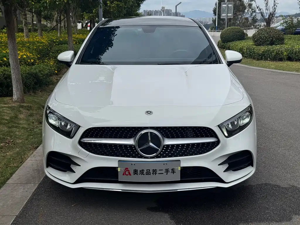 MERCEDES-BENZ A CLASS