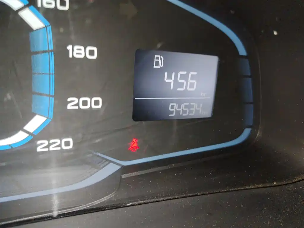 Roewe 360 — миниатюра 8