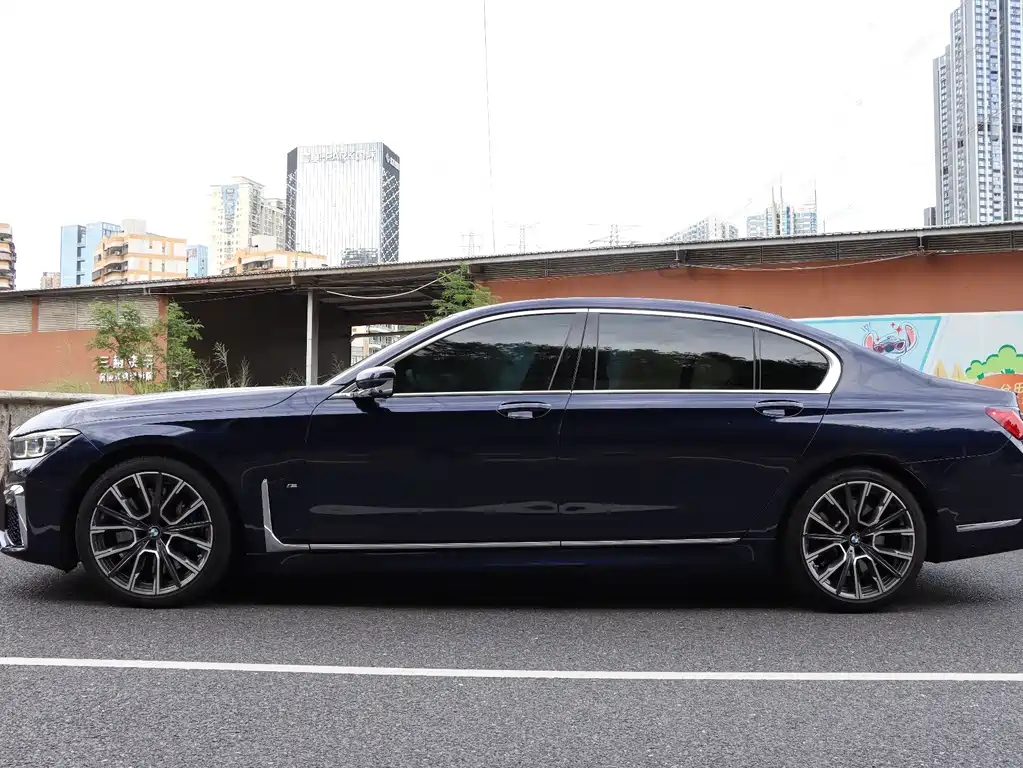 BMW 7 Series 7 2022 740Li xDrive Executive M Sport