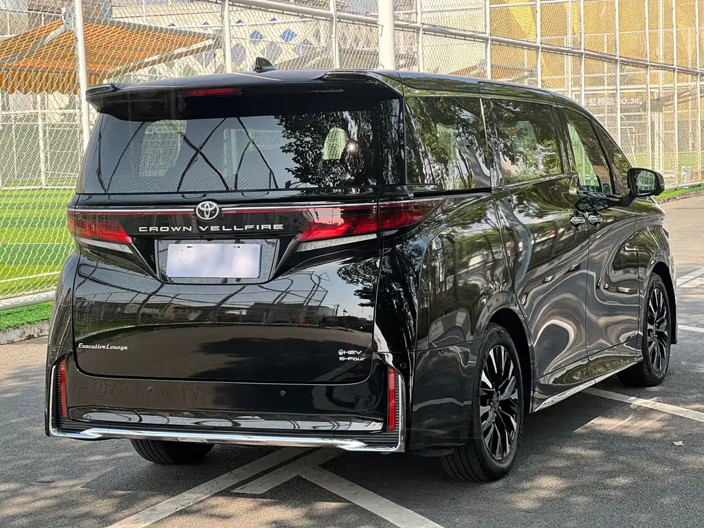Toyota Vellfire — фотографии объявления, Фото 7