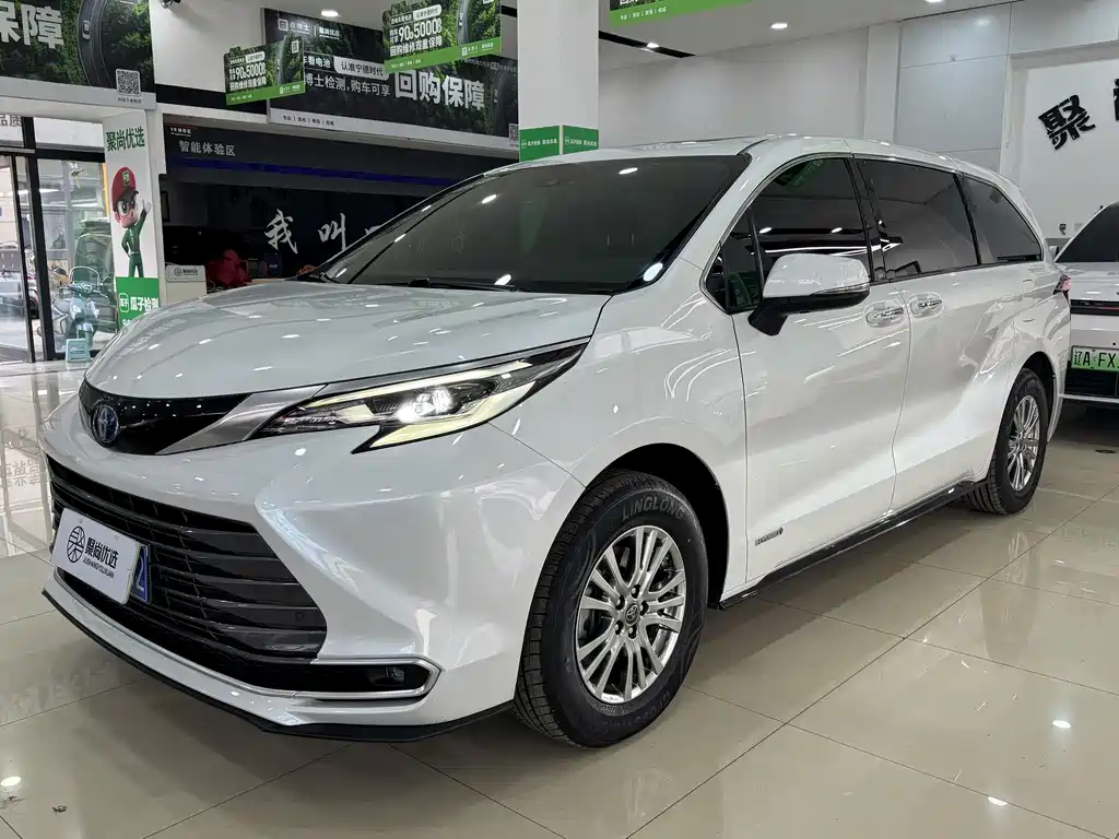 Toyota Sienna 2022