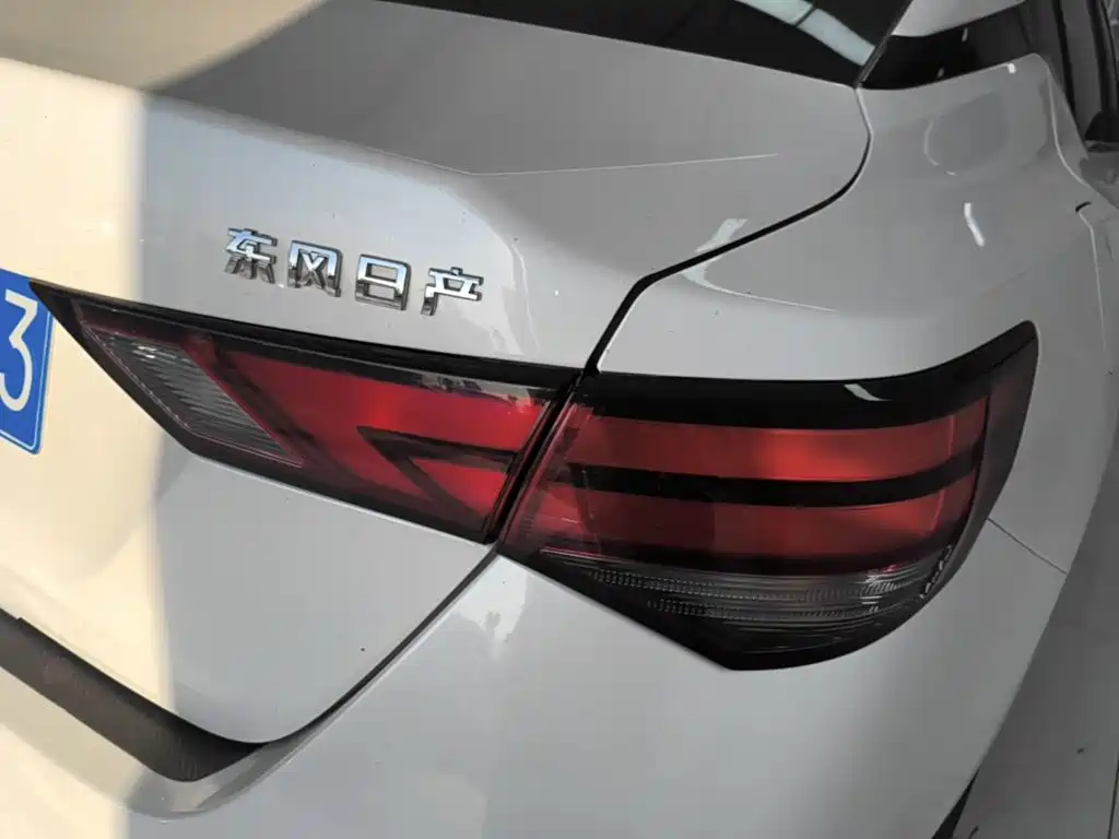 Nissan Sylphy — миниатюра 8