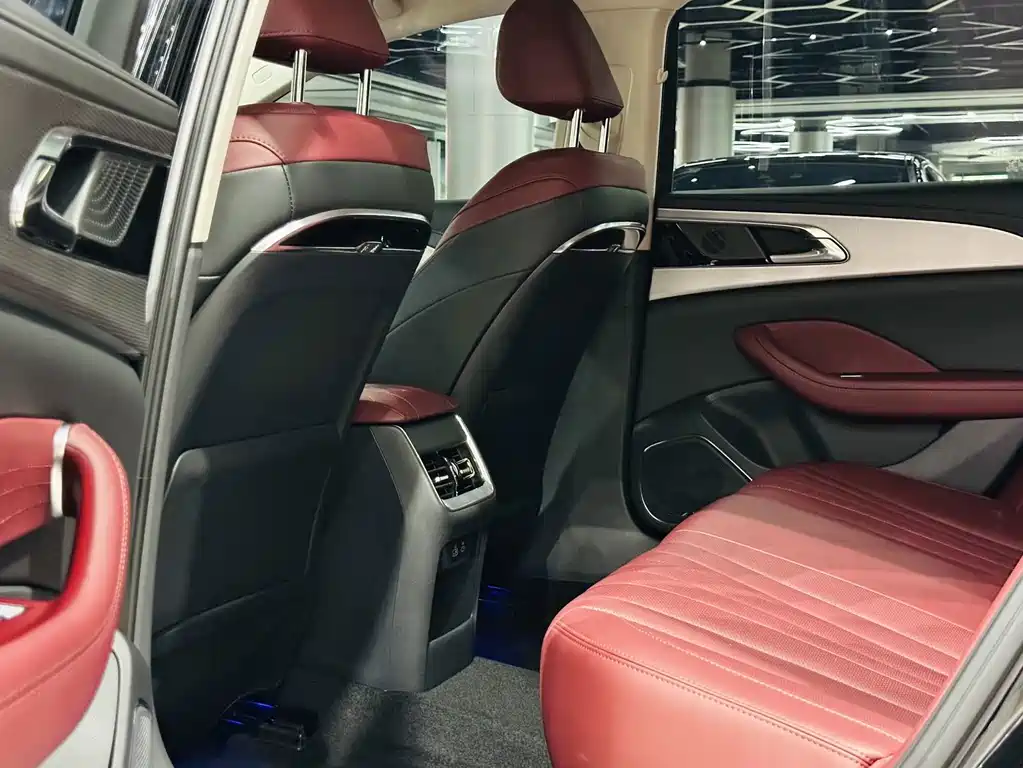 Hongqi Hongqi H5 — миниатюра 5