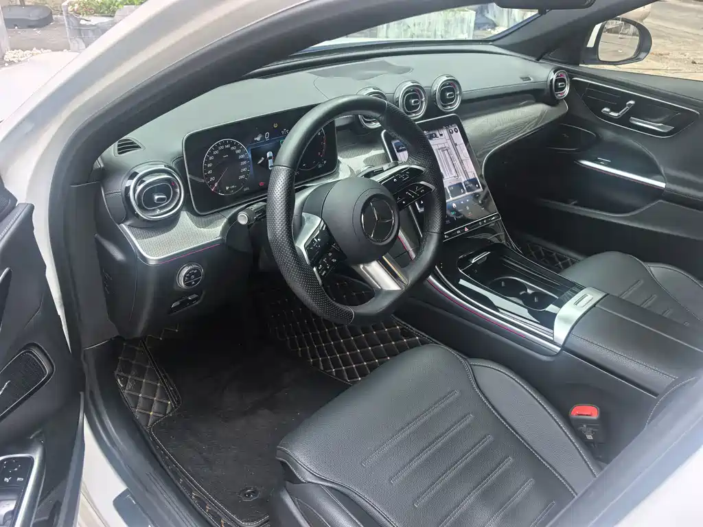 Mercedes-Benz C-Class — миниатюра 8