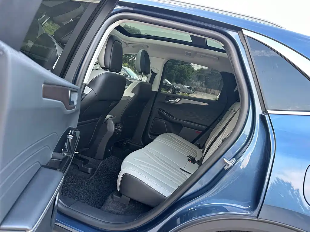Ford Escape — миниатюра 9