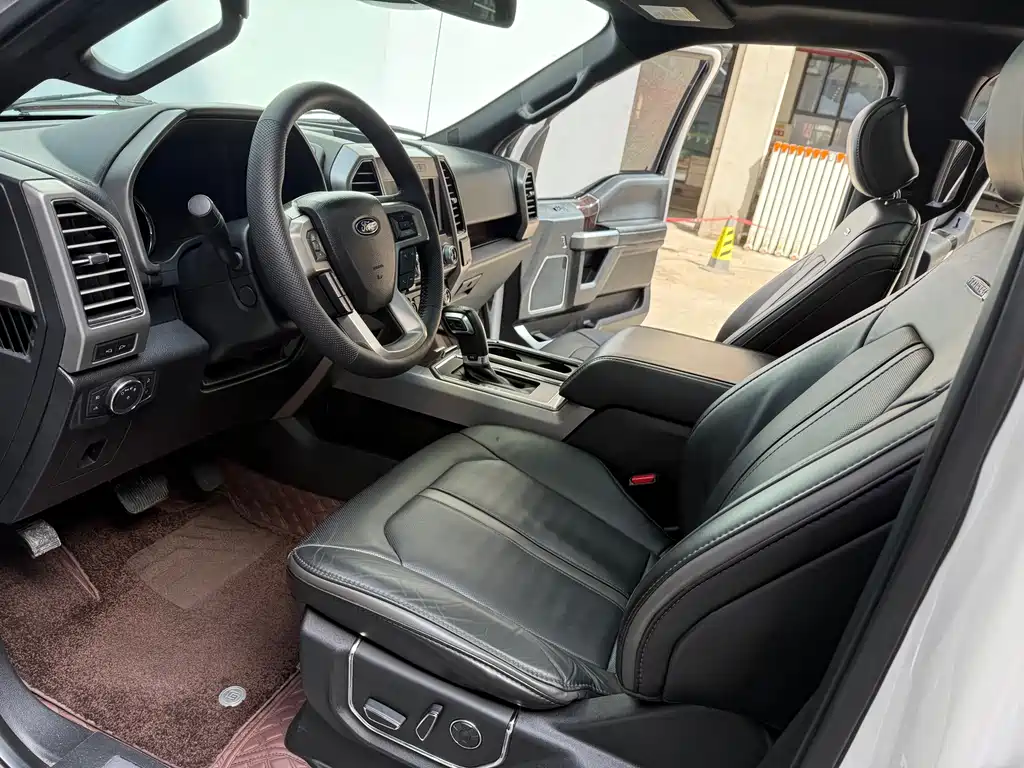 Ford F-150 2017 3.5L AT