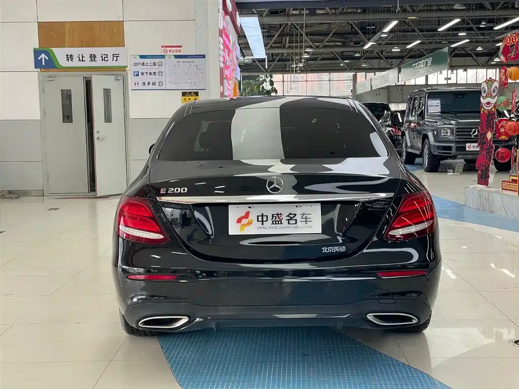 MERCEDES-BENZ E CLASS