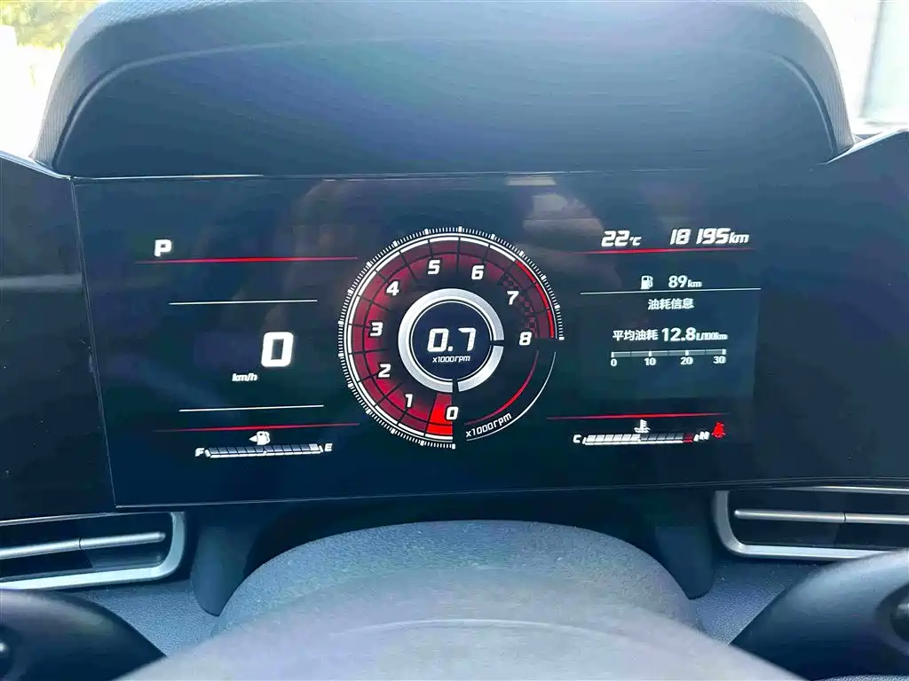 Hyundai Elantra — миниатюра 7