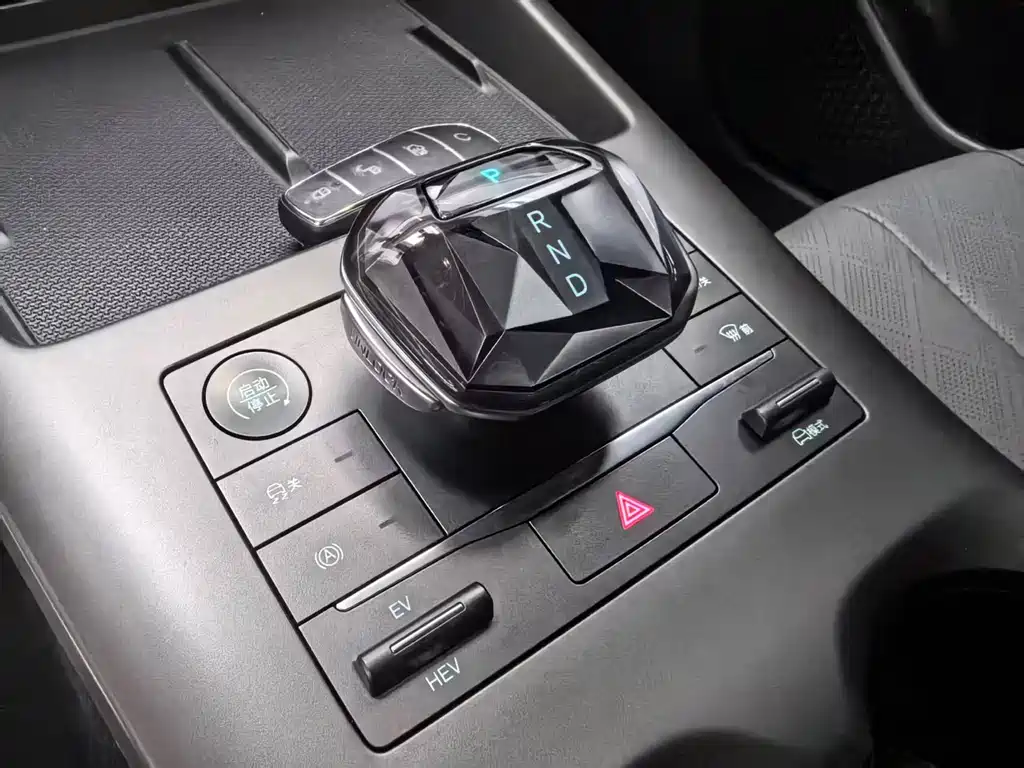 BYD Qin PLUS — миниатюра 19