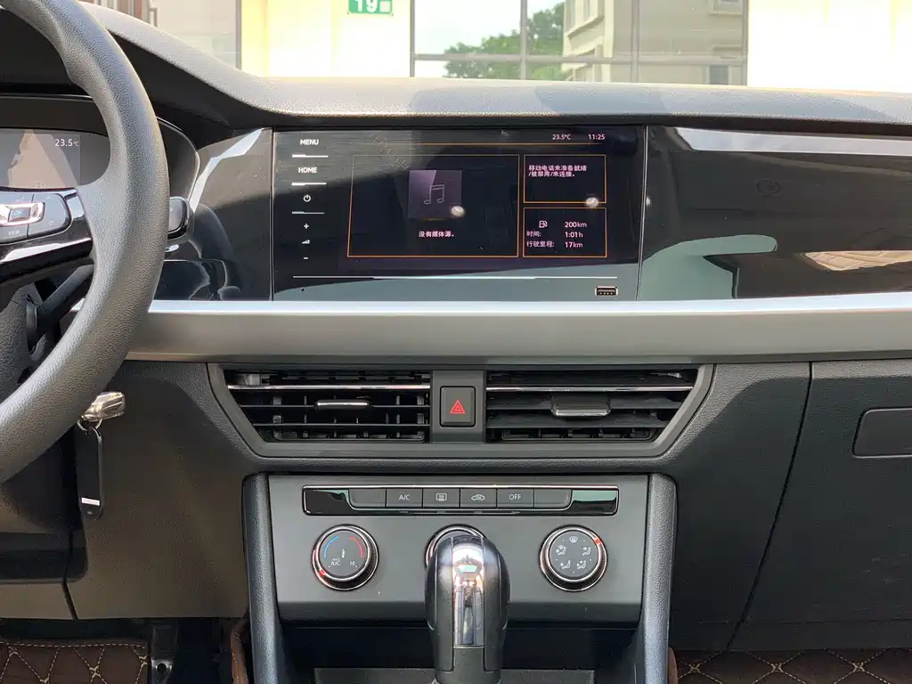 Volkswagen Lavida — миниатюра 18