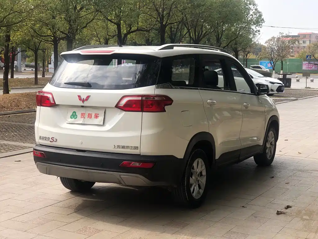 WULING WULING HONGGUANG S3