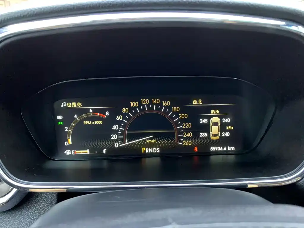 Lincoln Continental — миниатюра 6