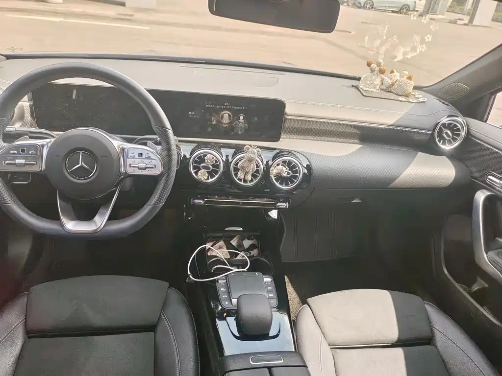 Mercedes-Benz A-Class — миниатюра 6