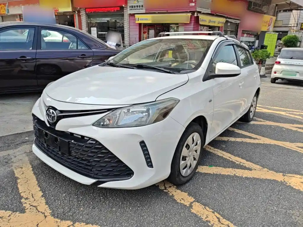 Toyota Vios FS — миниатюра 2