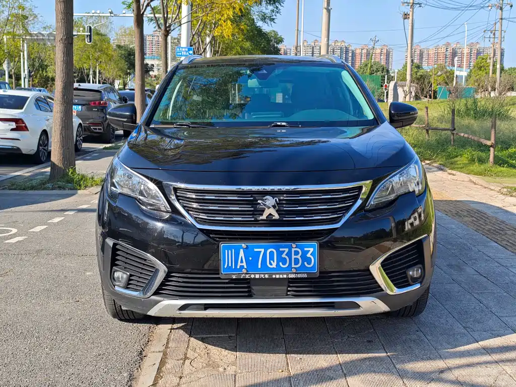 Peugeot 5008 — миниатюра 2