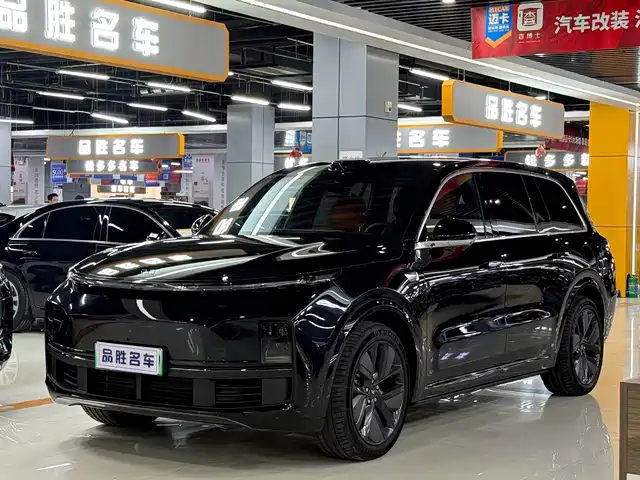 Li Auto IDEAL L9 2025