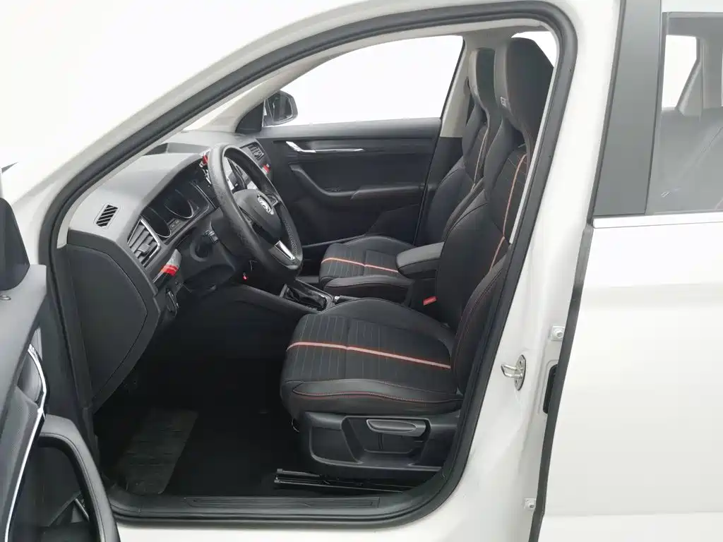 Skoda Kamiq — миниатюра 10