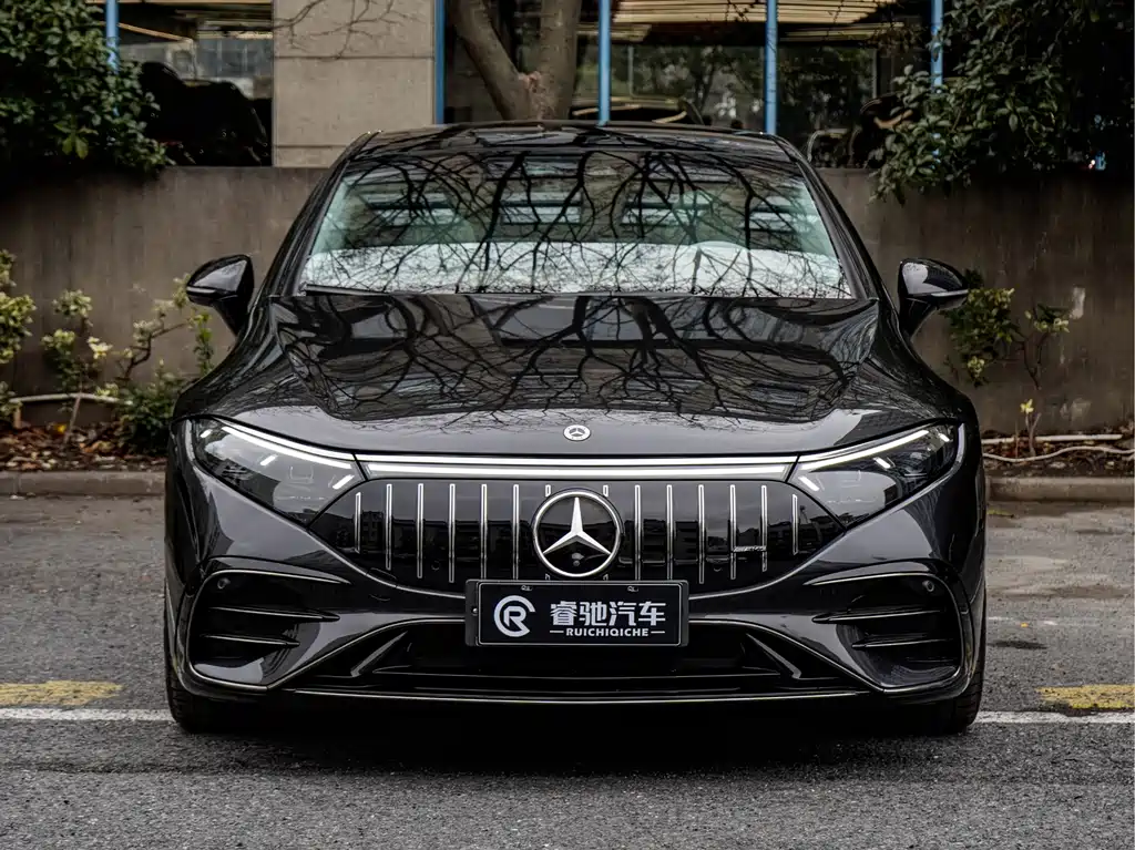 MERCEDES-BENZ EQS AMG