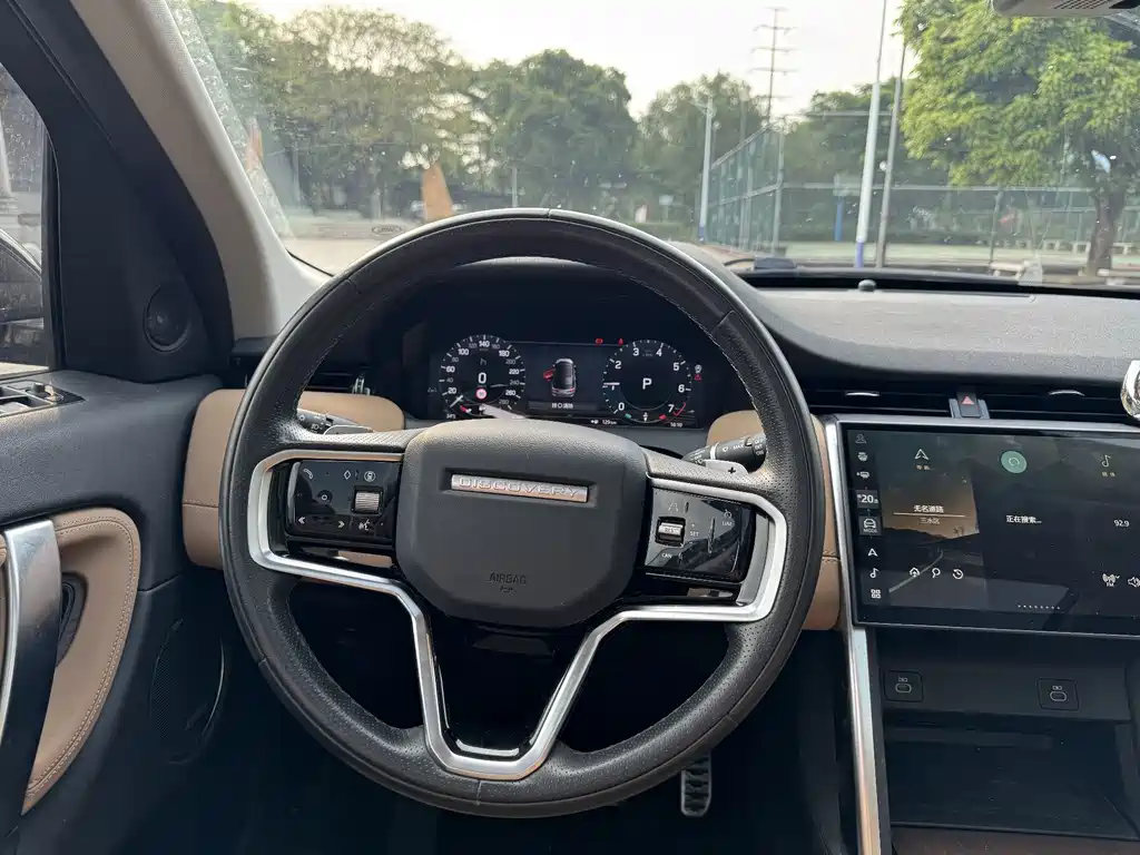 Land Rover Discovery Sport — миниатюра 16