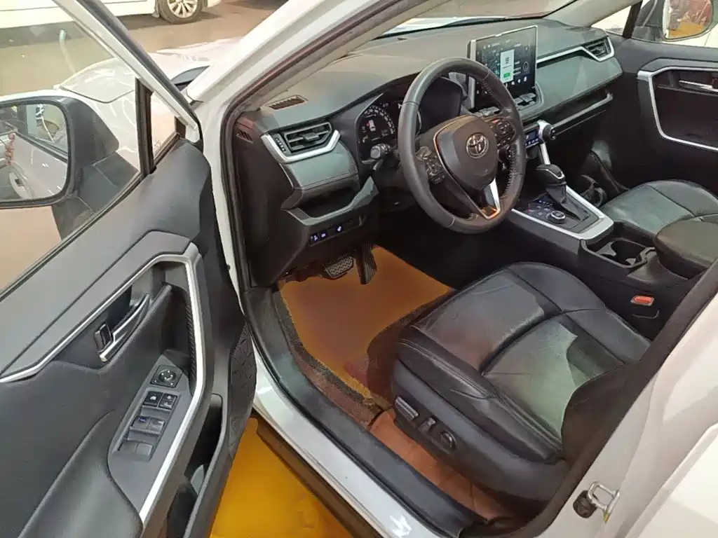 Toyota Wildlander New Energy — миниатюра 16