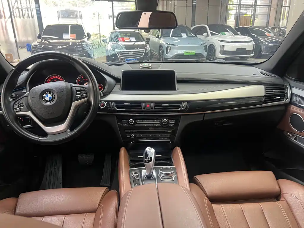 BMW X6 — миниатюра 5