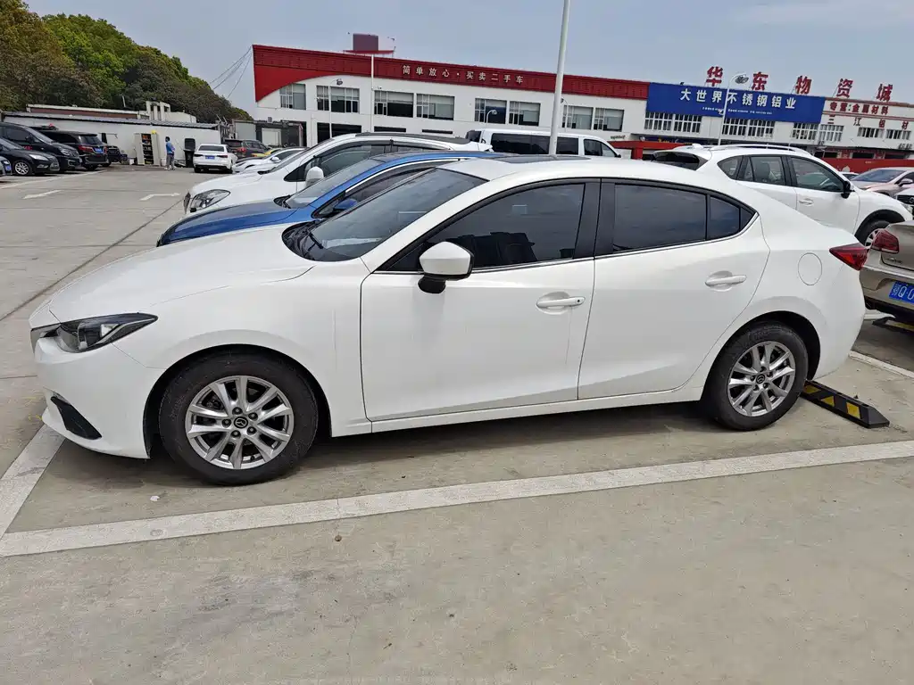 MAZDA 3 ANGKESAILA
