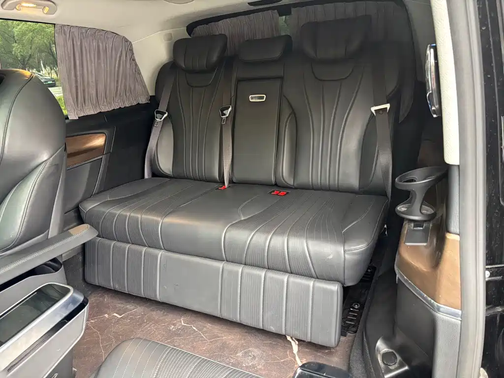 MERCEDES-BENZ V CLASS