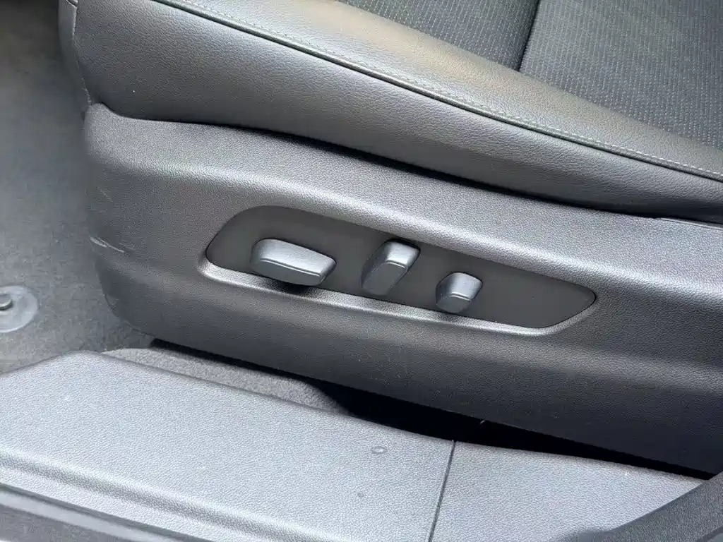 Cadillac XT4 — миниатюра 6