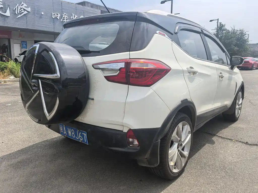 BYD Yuan — миниатюра 8