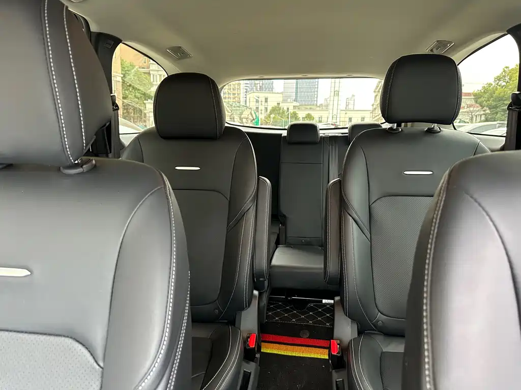 SAIC MAXUS EVERYONE 5