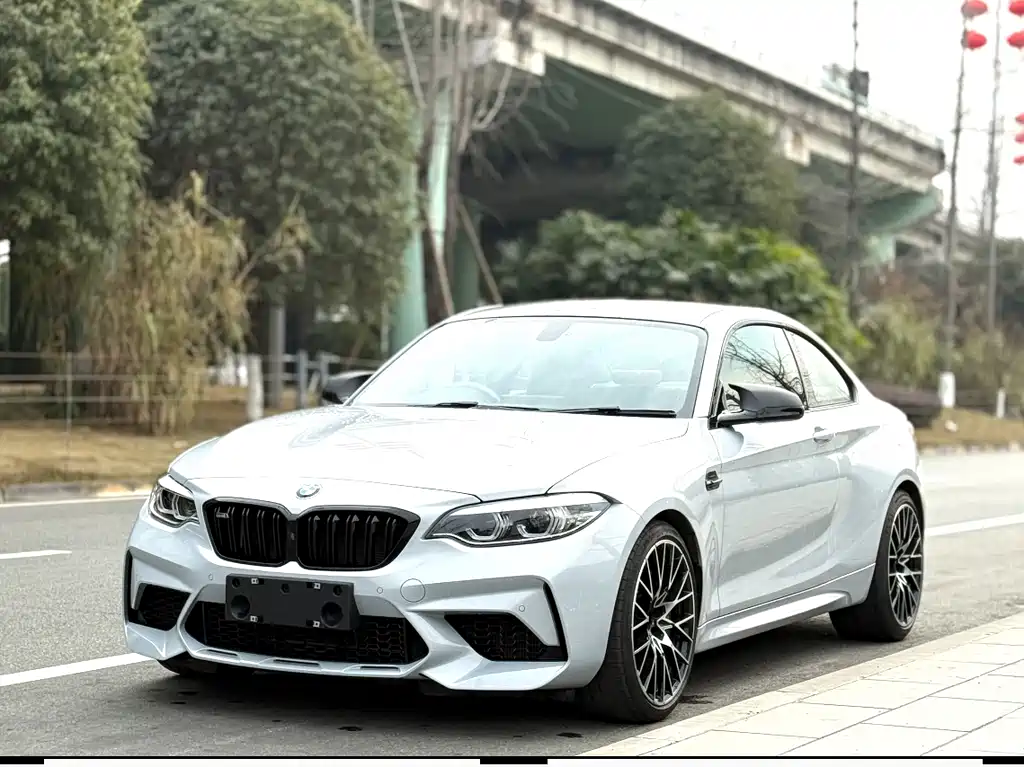 BMW M2