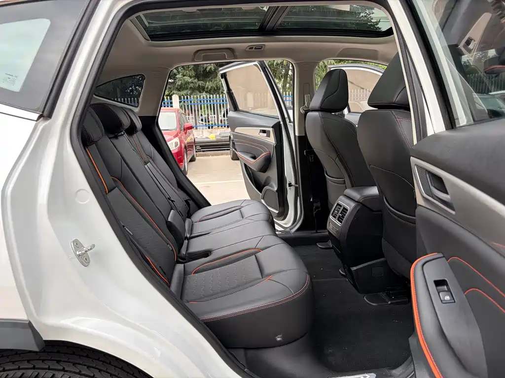 Haval F7 - фото 13