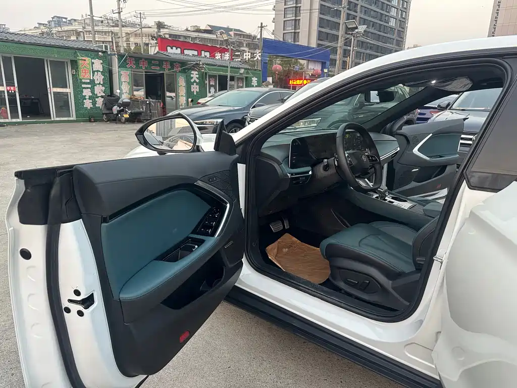 MG MG7 1.5T DCT Ultimate Beauty Luxury Edition, фото 10