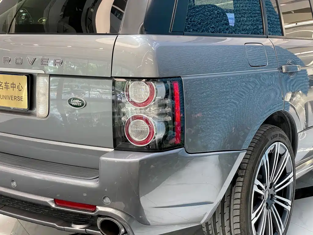 Land Rover Range Rover — миниатюра 8