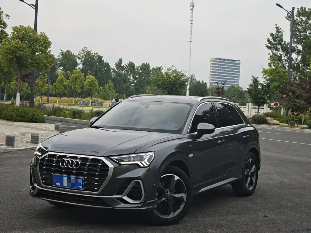 Audi Q3 2022