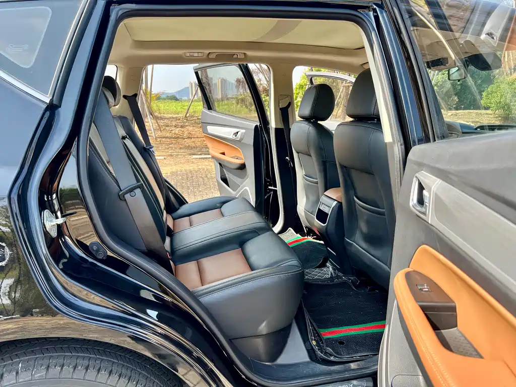 GEELY AUTOMOBILE VISION X6