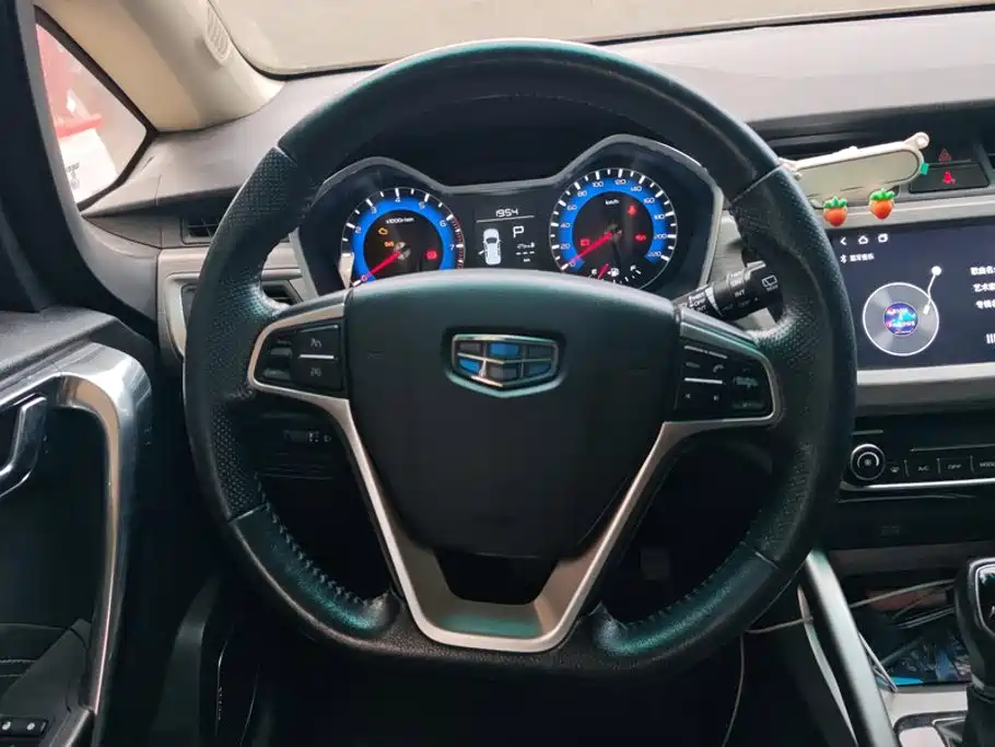 Geely Vision X3 — миниатюра 15