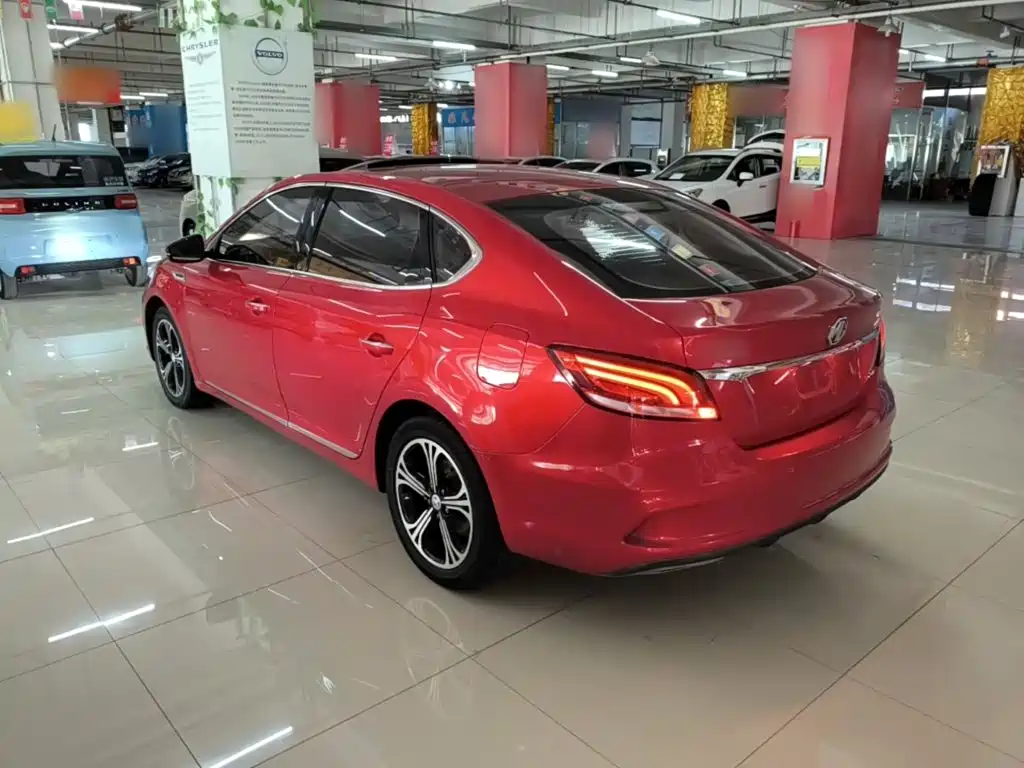 MG MG6 — миниатюра 5
